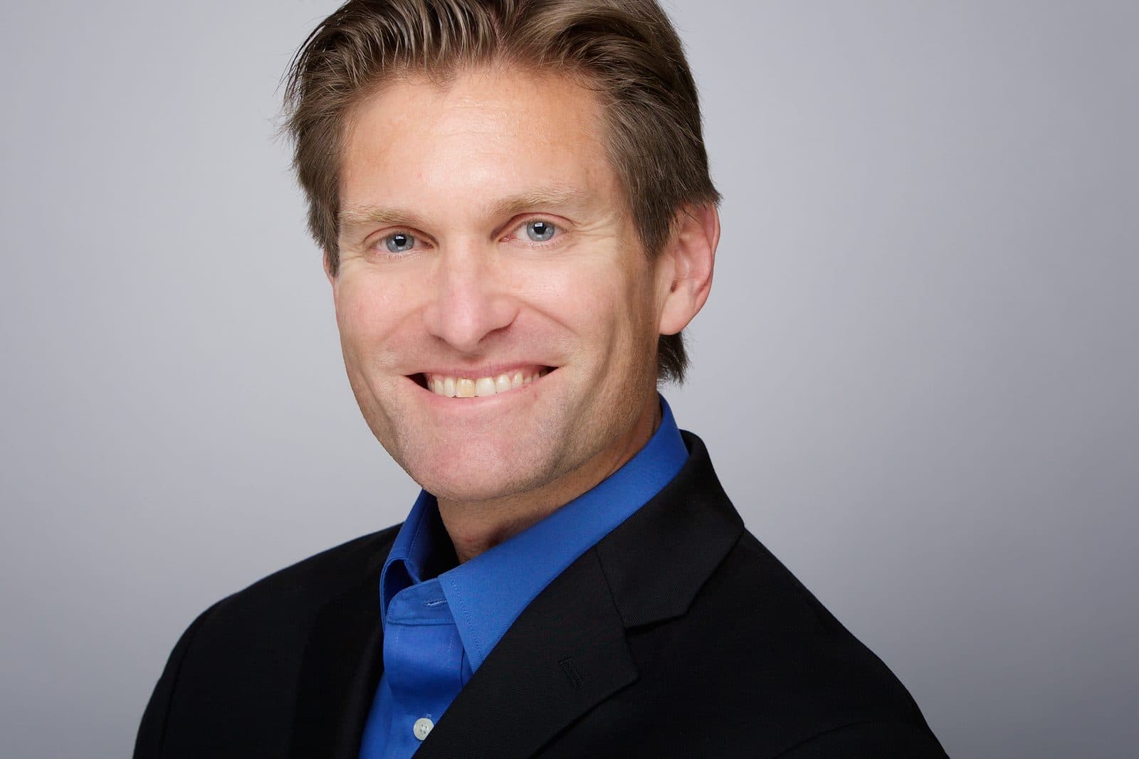 Dr. Scott Symington